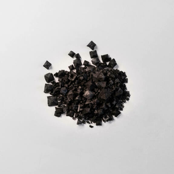 Schwarzes Dekor Pyramidensalz
					Schwarzer Beutel, 45 g
				
